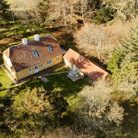 Casa de Férias Wrapped In Woodland Peace In Denmark
